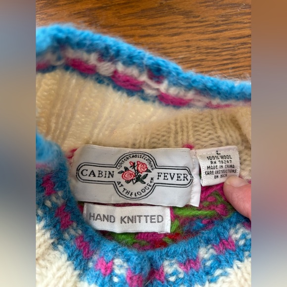 Cabin Fever Vintage Wool - Picture 2 of 4